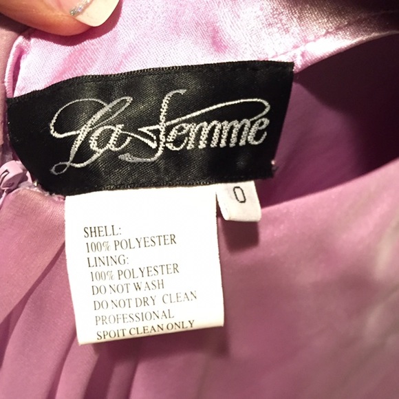 La femme lavender prom dress - Picture 2 of 3